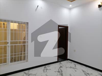 Ideal 5 Marla House Available In Iqbal Town, Iqbal Town