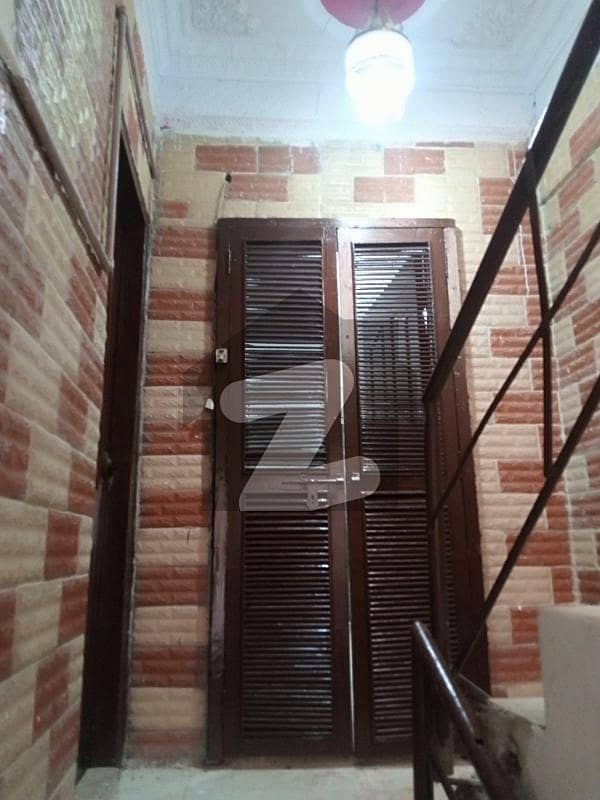 دہلی کالونی کراچی میں 2 کمروں کا 2 مرلہ فلیٹ 21.0 لاکھ میں برائے فروخت۔