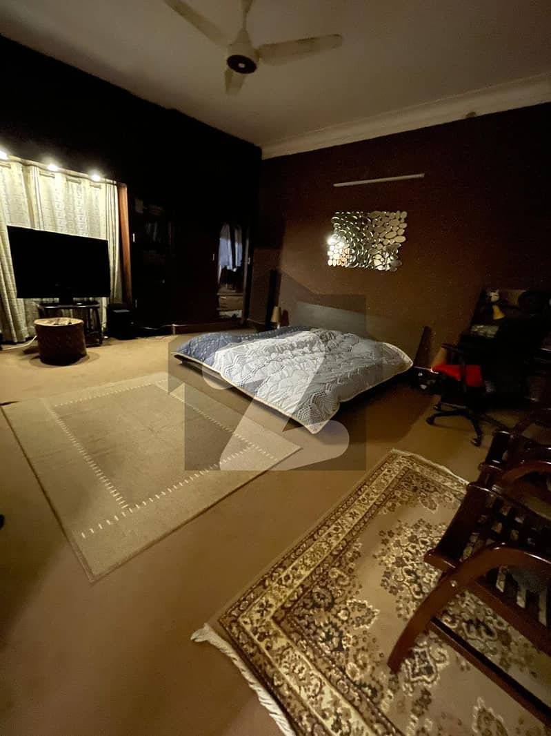 ایف ۔ 6 اسلام آباد میں 1 کمرے کا 2 مرلہ کمرہ 70.0 ہزار میں کرایہ پر دستیاب ہے۔