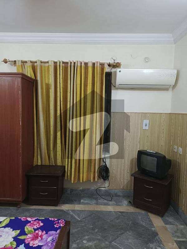 Fully Furnished House For Rent College Road Madina Town Near Women University Faisalabad
