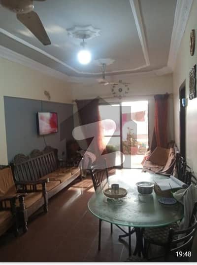 گلستانِِ جوہر ۔ بلاک 1 گلستانِ جوہر,کراچی میں 3 کمروں کا 9 مرلہ فلیٹ 1.45 کروڑ میں برائے فروخت۔