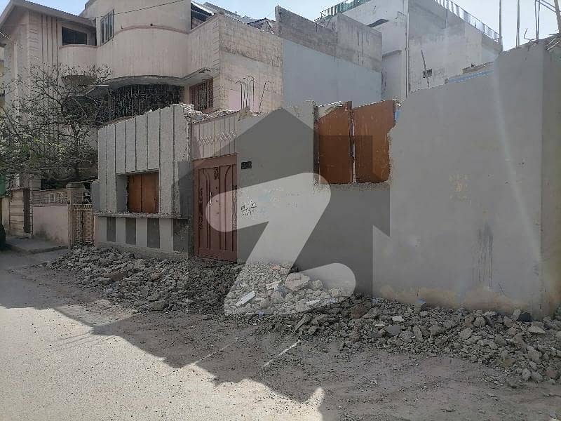 1050 Square Feet Flat Up For sale In Nazimabad 3 - Block A