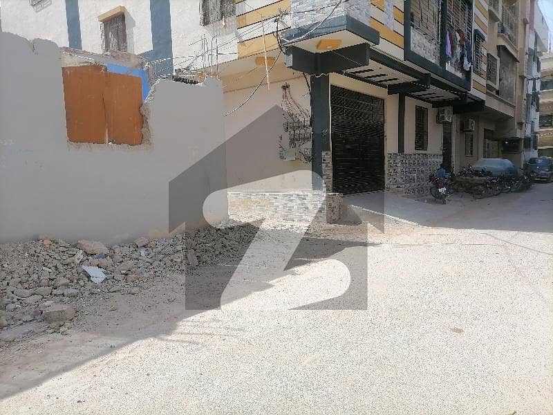 ناظم آباد 3 - بلاک اے ناظم آباد 3 ناظم آباد کراچی میں 3 کمروں کا 5 مرلہ فلیٹ 80 لاکھ میں برائے فروخت۔
