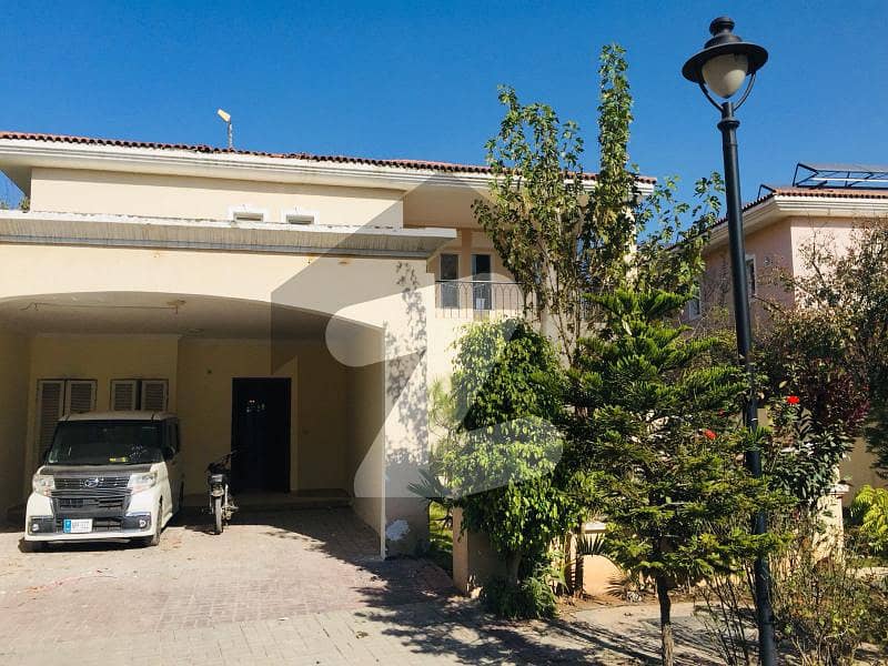 Kanal Villa Is Available For Rent