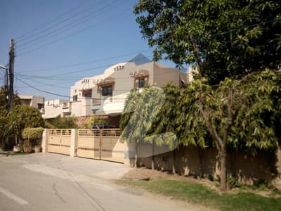 Well-constructed House Available For sale In Eden Avenue Extension