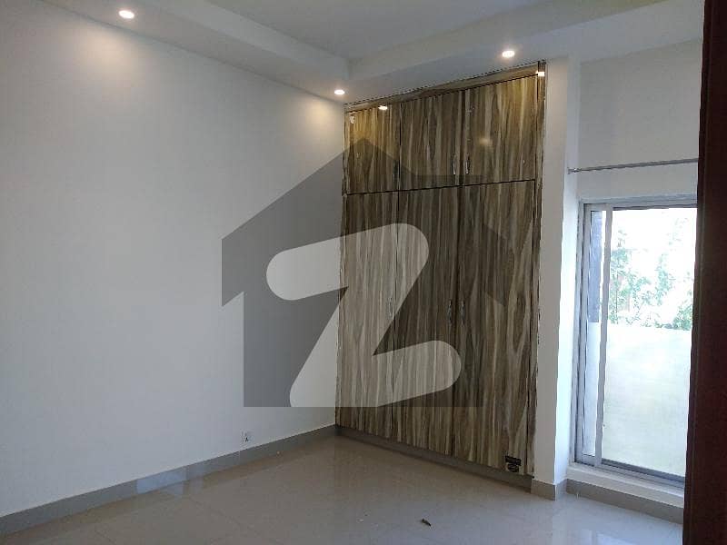 10 Marla Upper Portion For rent In DHA Phase 8 - Ex Air Avenue