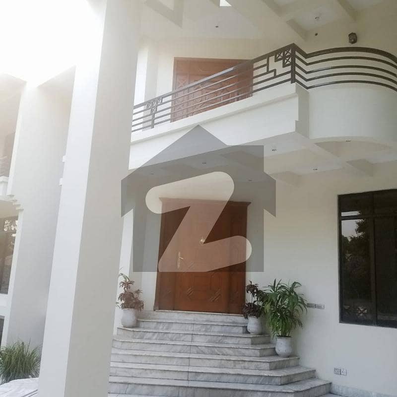 Charming And Spacious 2 Kanal Rental House In The Prime Location Of F11/4 Having 2500 USD Monthly Rent Offering Modern Amenities And Breathtaking Views