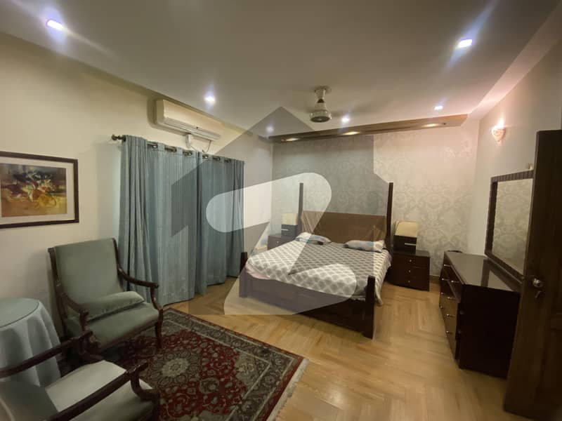 عسکری 10 عسکری,لاہور میں 4 کمروں کا 12 مرلہ مکان 6.7 کروڑ میں برائے فروخت۔