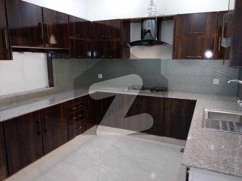 13 Marla Upper Portion For rent In Beautiful Paragon City
