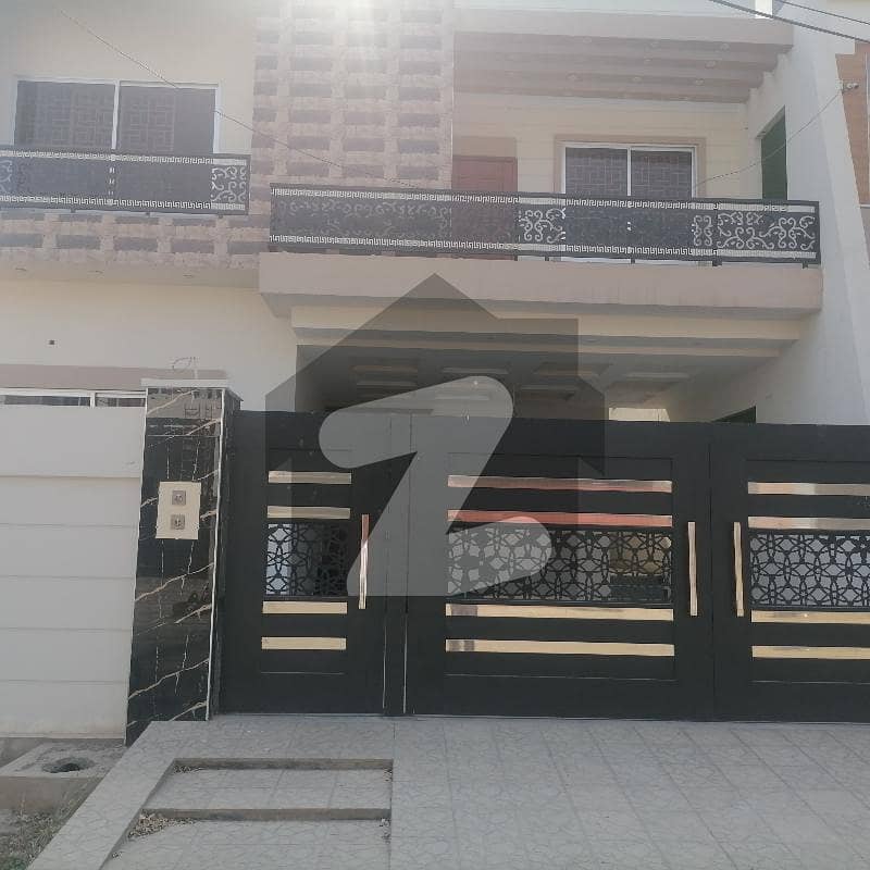 Reserve A Centrally Located House Of 10 Marla In Jeewan City - Phase 4