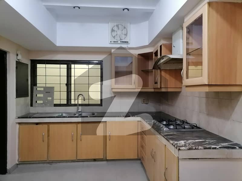 15 Marla House Situated In Wadi-e-Sitara For sale