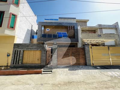 ورسک روڈ پشاور میں 7 کمروں کا 10 مرلہ مکان 5.2 کروڑ میں برائے فروخت۔
