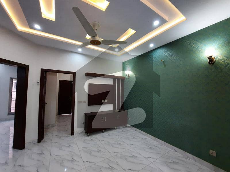 Slightly Used 3 Beds 5 Marla House For Rent Located In Bb Block Bahria Town Lahore