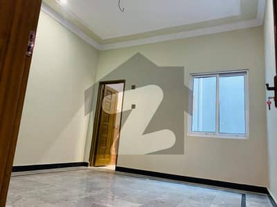 ورسک روڈ پشاور میں 6 کمروں کا 4 مرلہ مکان 1.4 کروڑ میں برائے فروخت۔