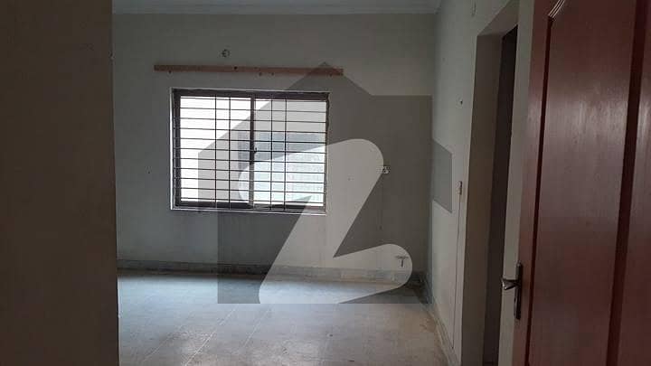 Spacious 10 Marla 5 Bedroom SD House In Askari 14 Rawalpindi - Your Ideal Home Awaits