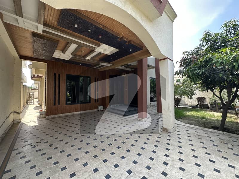 DC colony 1 kanal house for rent