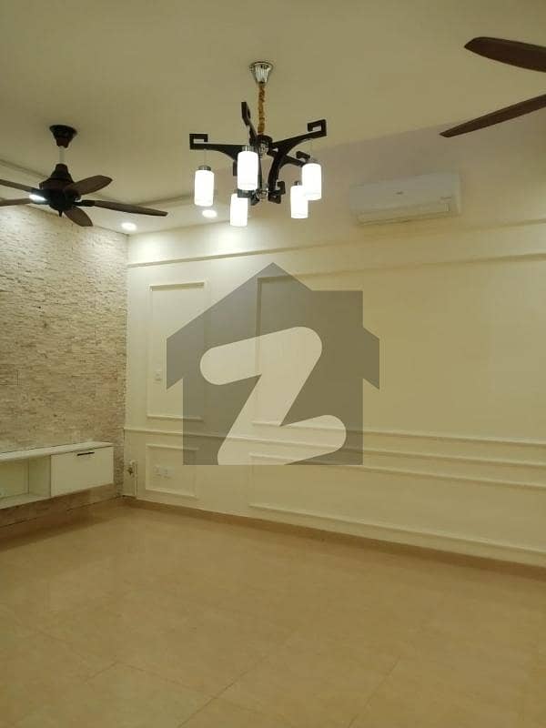 Bahria Enclave Sector B2 10 Marla upper portion available for Rent