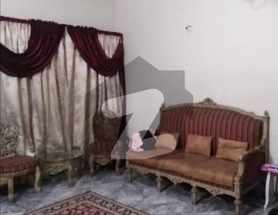 Investors Should rent This Upper Portion Located Ideally In Allama Iqbal Town