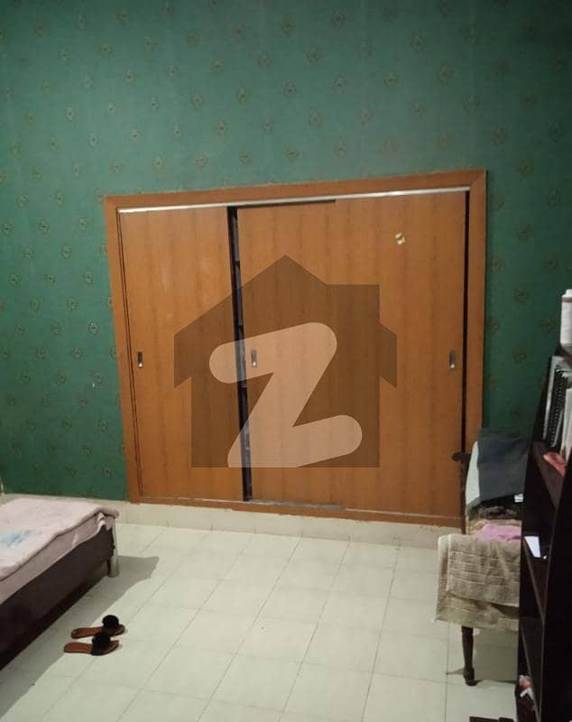 نارتھ ناظم آباد ۔ بلاک این نارتھ ناظم آباد,کراچی میں 4 کمروں کا 17 مرلہ مکان 5.75 کروڑ میں برائے فروخت۔