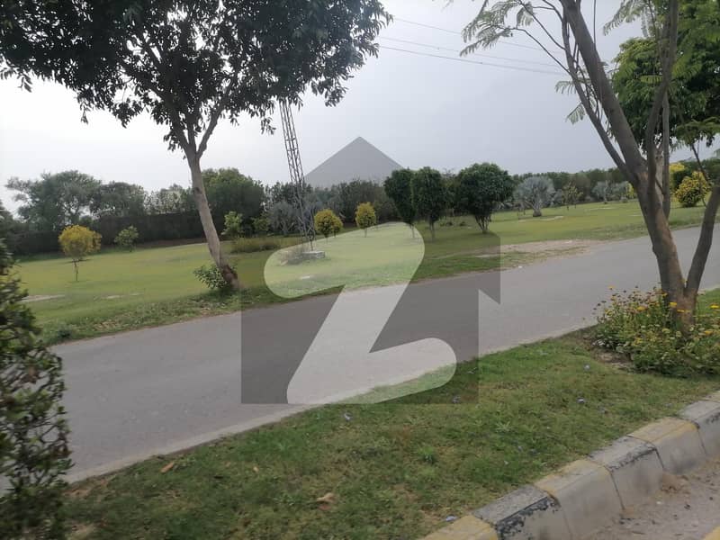 10 Marla Residential Plot In New Lahore City - Phase 1 For sale