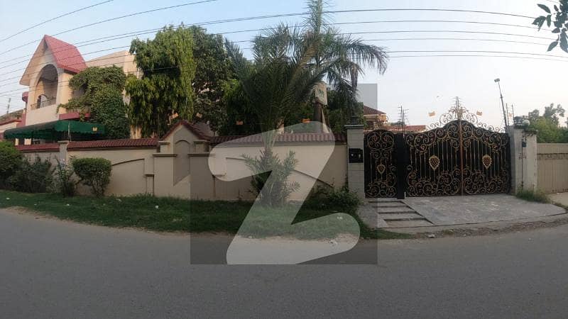 44 Marla House Is Available For Sale In Nazir Garden Society Canal Road Lahore