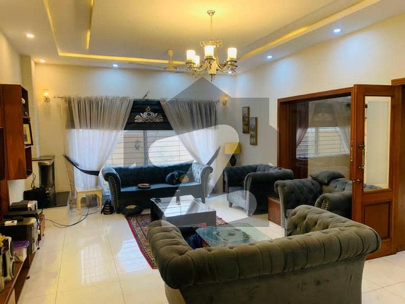 1 Kanal Like Brand New Lower Portion For Rent In Nishter Block Bahria Town Lahore