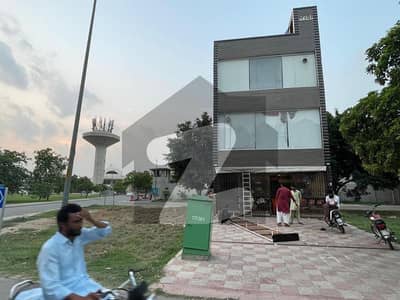 2 Marla Commercial Building For Sale Near Park, Masjid And Adjacent To Beacon House School In Aa Block Bahria Town Lahore