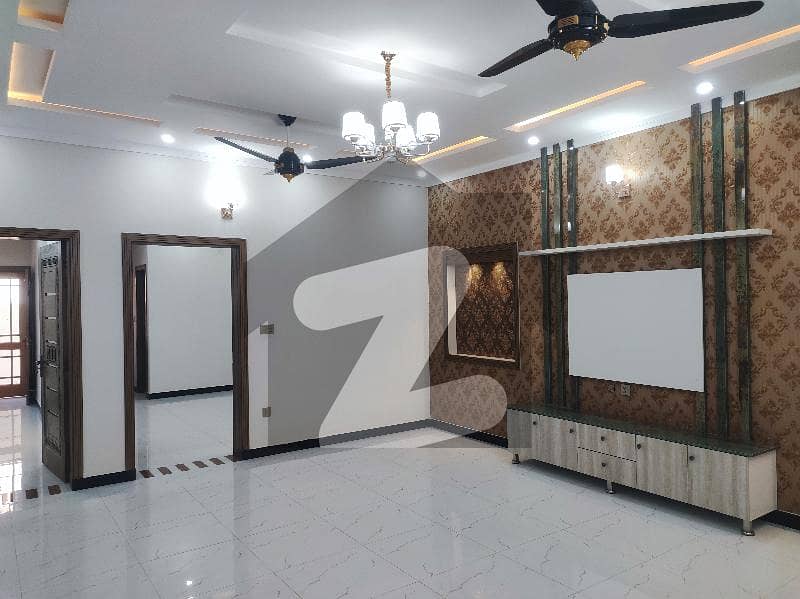 Corner House for Rent in sector F15 10 Marla Brand new House Best location