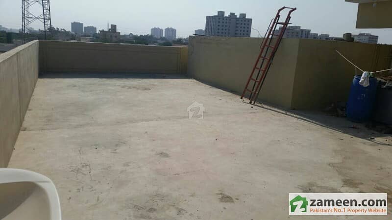 200 Sq Yards Roof Available For Mobile Tower And Communication Tower