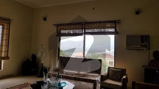 Perfect 18000 Square Feet Upper Portion In Bani Gala For Rent