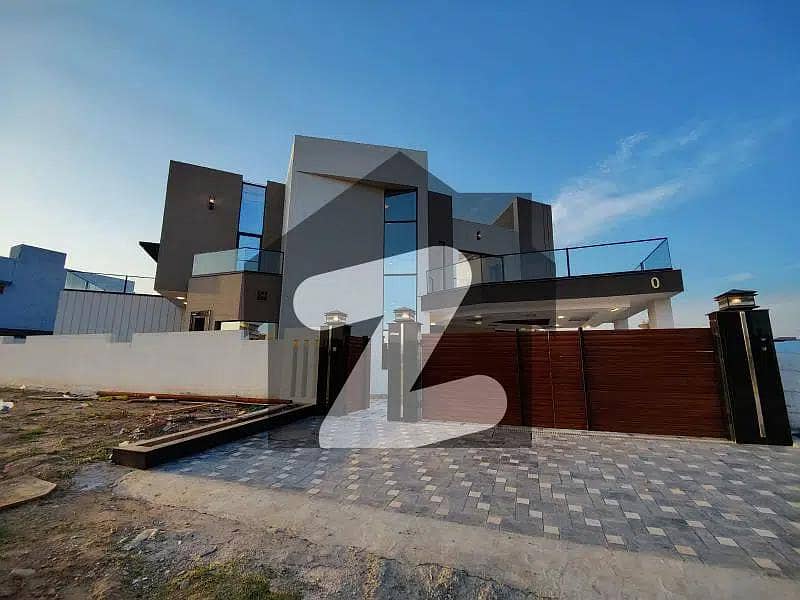26 Marla Luxurious House With Swimming Pool & BBQ Area