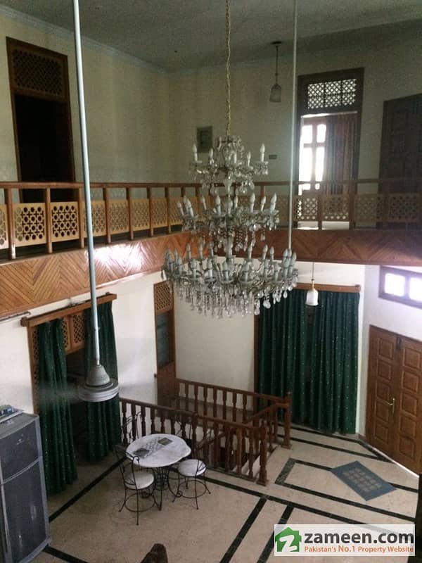 Beautiful Triple Storey House For Sale At F-10 Markaz