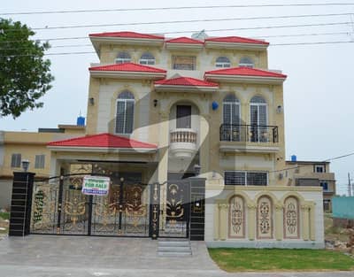 سینٹرل پارک ۔ بلاک اے سینٹرل پارک ہاؤسنگ سکیم,لاہور میں 5 کمروں کا 10 مرلہ مکان 3.1 کروڑ میں برائے فروخت۔