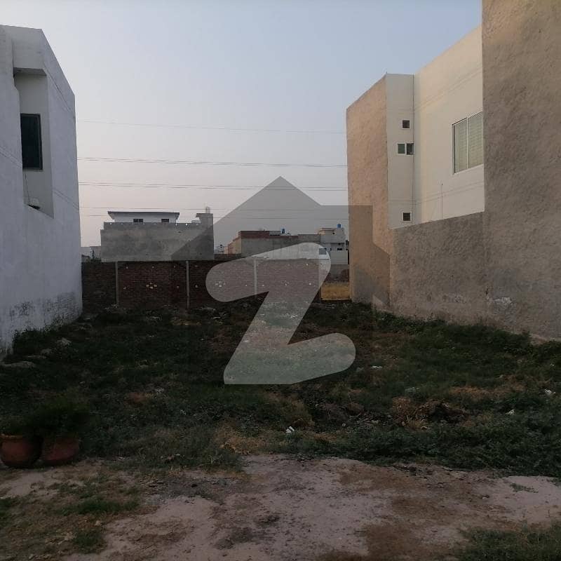 Perfect 10 Marla Residential Plot In Jeewan City - Phase 3 For sale