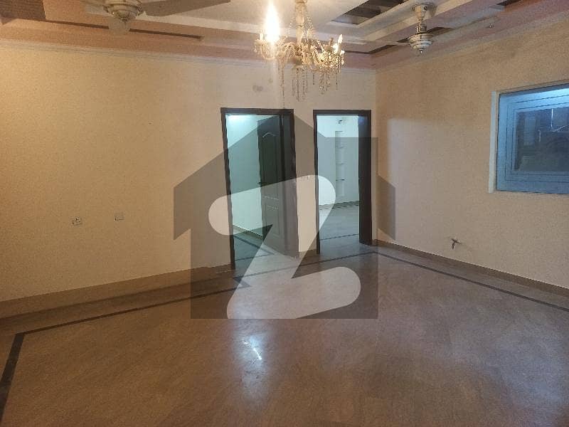 Kanal 3bed superb single story house in wapda town (independent)