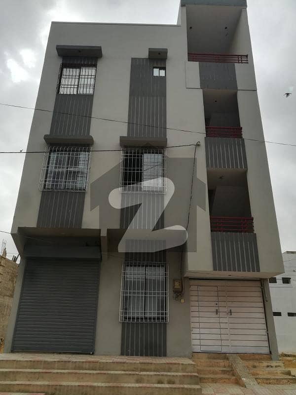 زینت آباد سکیم 33,کراچی میں 2 کمروں کا 3 مرلہ فلیٹ 95.0 لاکھ میں برائے فروخت۔