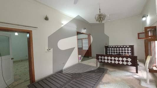 CornerHouse G/9/4 House For sale Sized 10 Marla