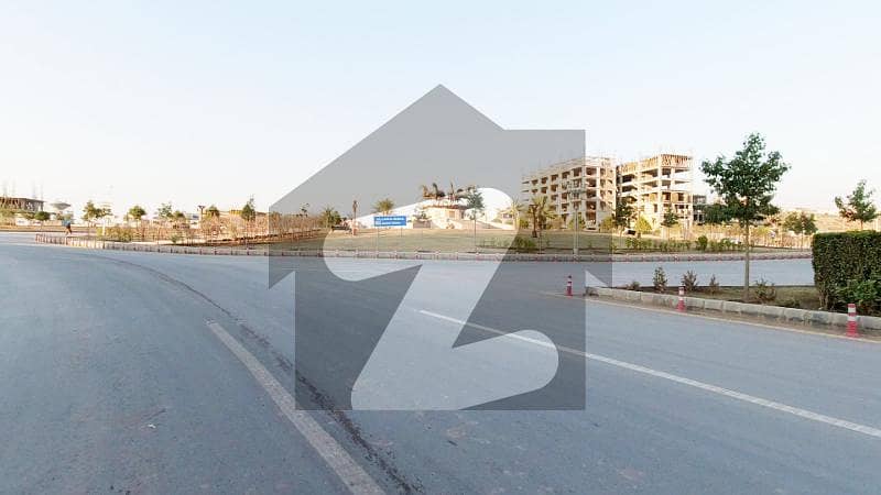 PRICED TO SELL!!! Prime Location Commercial Plot (30X40) on Easy Instalments For Sale In Bahria Business District Phase 8!!!