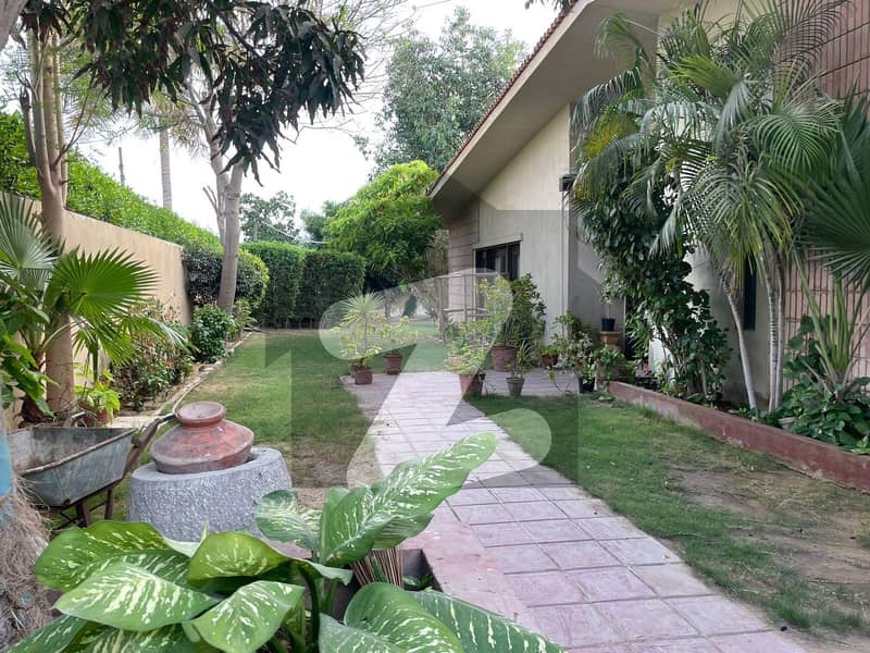 1000 Yards Owner Built House For Sale In DHA Phase-5