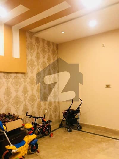 شاہین ولاز شیخوپورہ میں 2 کمروں کا 6 مرلہ بالائی پورشن 23.0 ہزار میں کرایہ پر دستیاب ہے۔