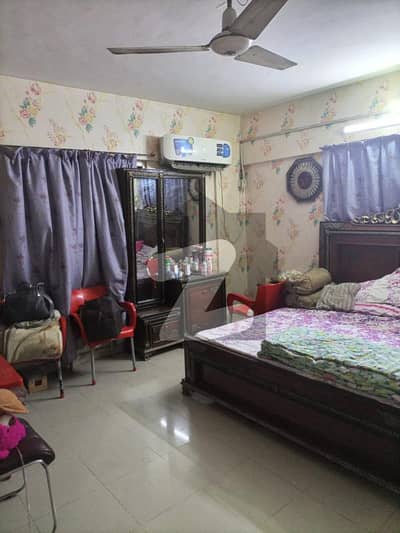 2 Bedrooms Apartment For Sale In Karimabad Karachi