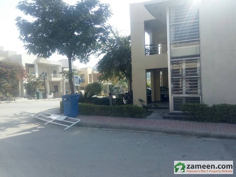 8 Marla double storey house for Rent Bahria town phase 8 islamabad Rwp 8 Marla double storey house for Rent Bahria town phase 8 islamabad Rwp