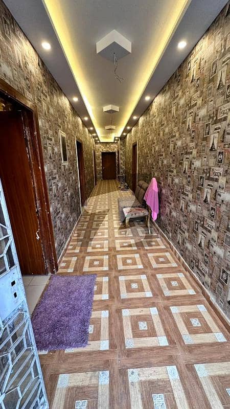 ماڈل ٹاؤن لاہور میں 2 کمروں کا 1 کنال بالائی پورشن 75.0 ہزار میں کرایہ پر دستیاب ہے۔