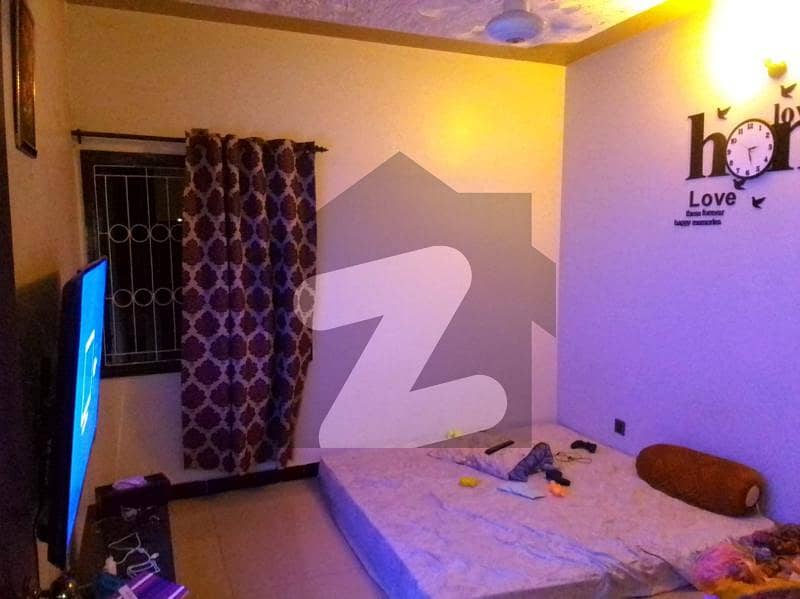 نارتھ ناظم آباد کراچی میں 2 کمروں کا 4 مرلہ فلیٹ 65.0 لاکھ میں برائے فروخت۔
