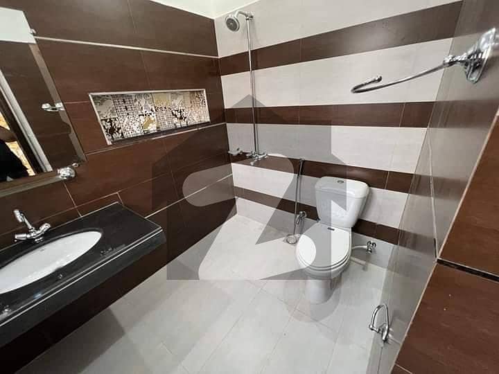 3.5 Marla House for sale in Eden
