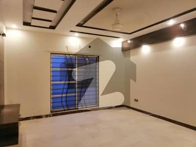 1 Kanal Upper Portion For Rent In DHA Phase 6 Near MB Commercial