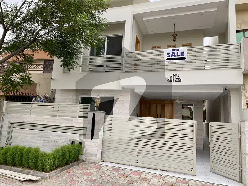 Beautiful Brand New House 5 Bedroom Double Unit Prime Location For Sale