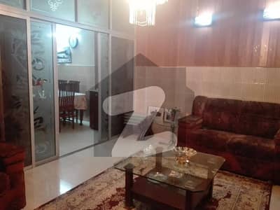 10 Marla House In Beautiful Location Of Model Town - Block F In Lahore