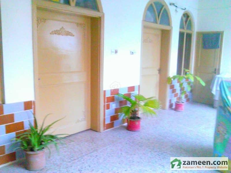 Fantastic Location 7 Marla Huge Double Unit House For Sale Rahat Street