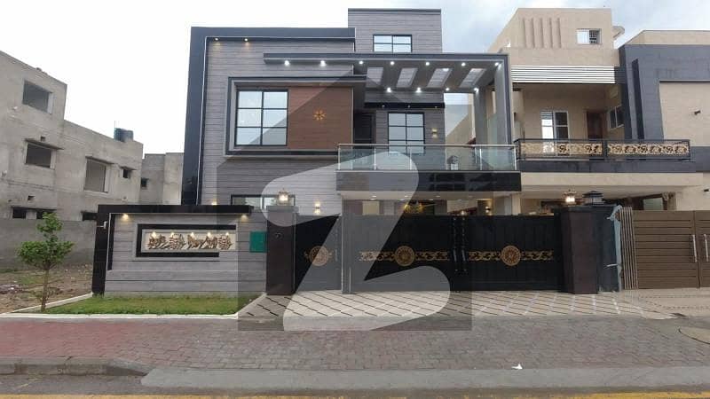 10 Marla Luxury House For Sale In Bahria Orchard Lahore